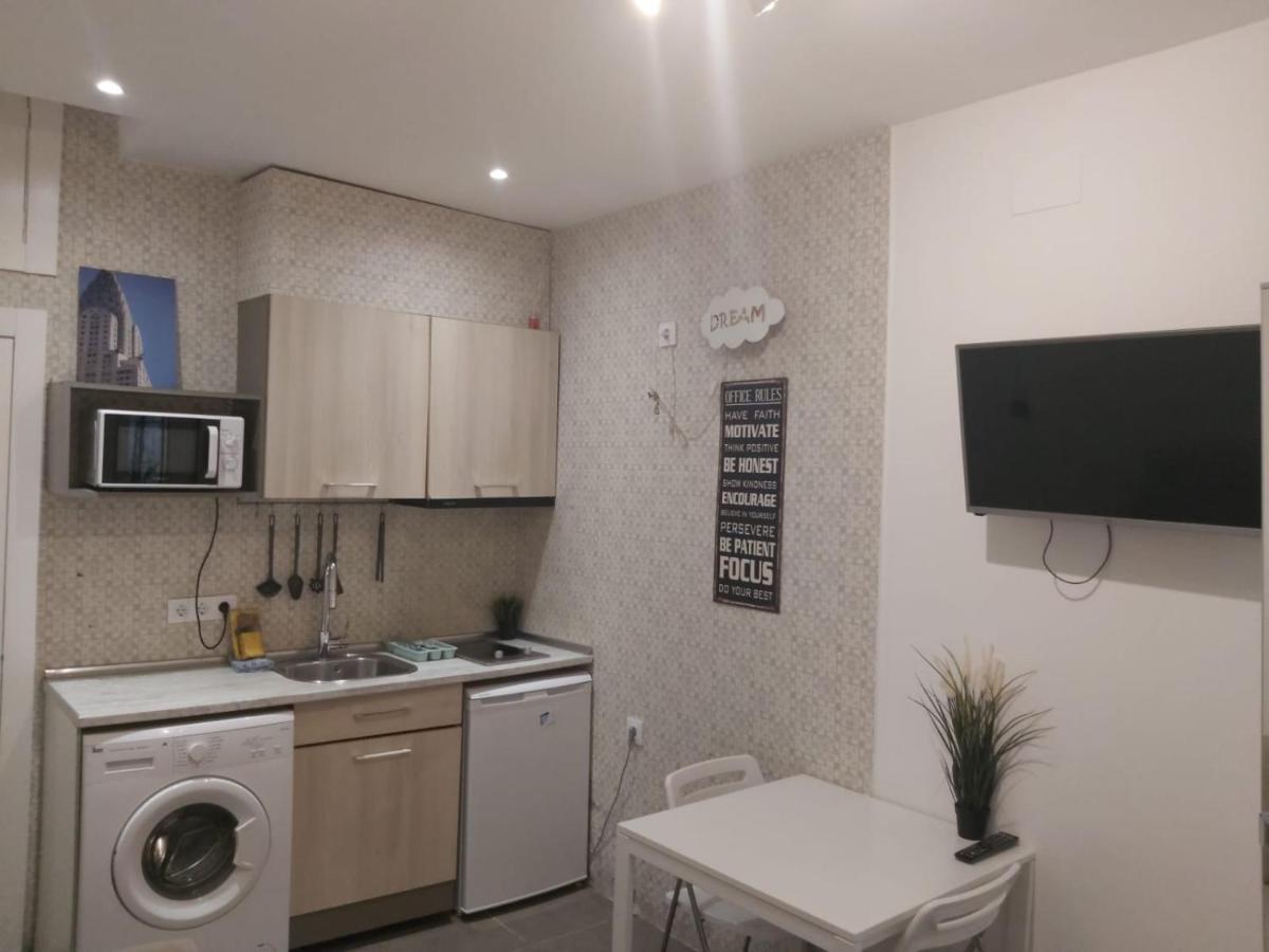 Cozy Studio Reina Sofia Amparo Apartment มาดริด ภายนอก รูปภาพ